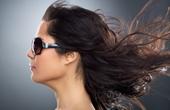 Женщины теряют волосы из-за стресса