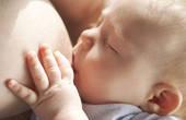 Кормление грудью позволяет защитить новорожденного от инфекций