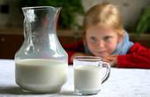 Американские специалисты обвинили молочные продукты в образовании угревой сыпи