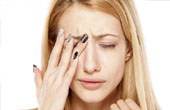 Болит лоб над глазами: причины, диагностика, лечение