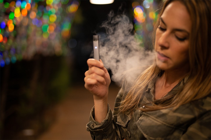 Помогают ли электронные сигареты бросить курить