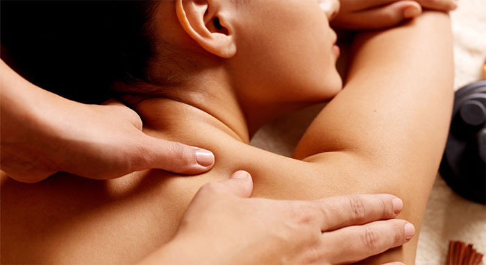 Как правильно проводится расслабляющий массаж